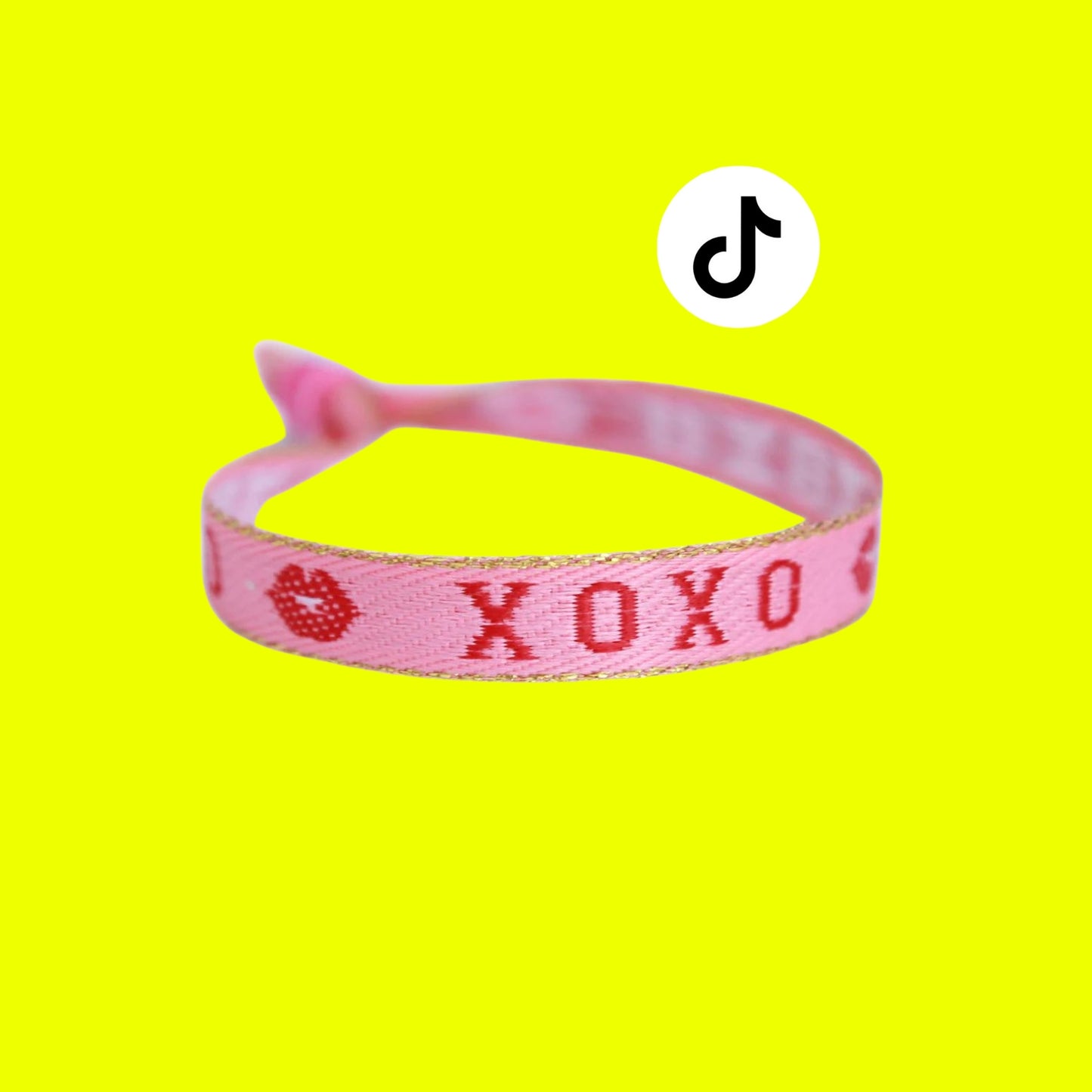 Woven bracelet "XOXO"