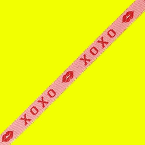 Woven bracelet "XOXO"